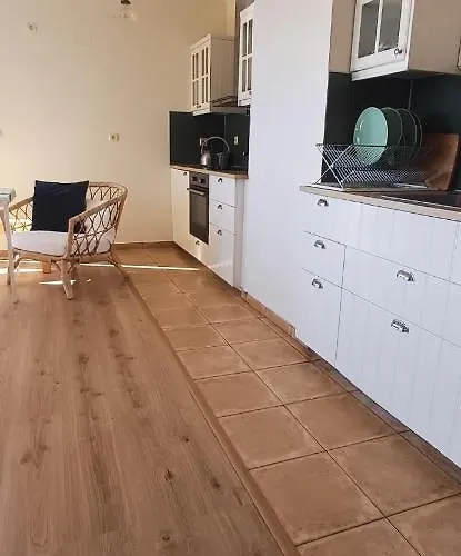 Apartament римската